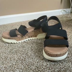 Universal thread platform sandals!